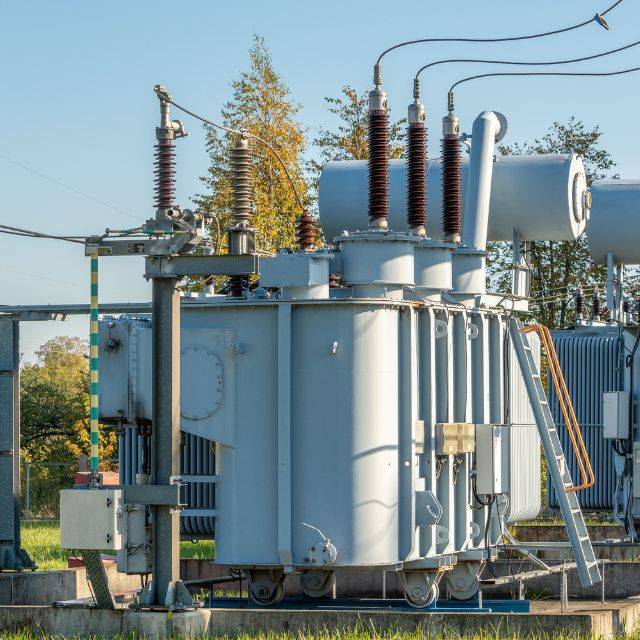 High-Voltage Switchgear and Transformers