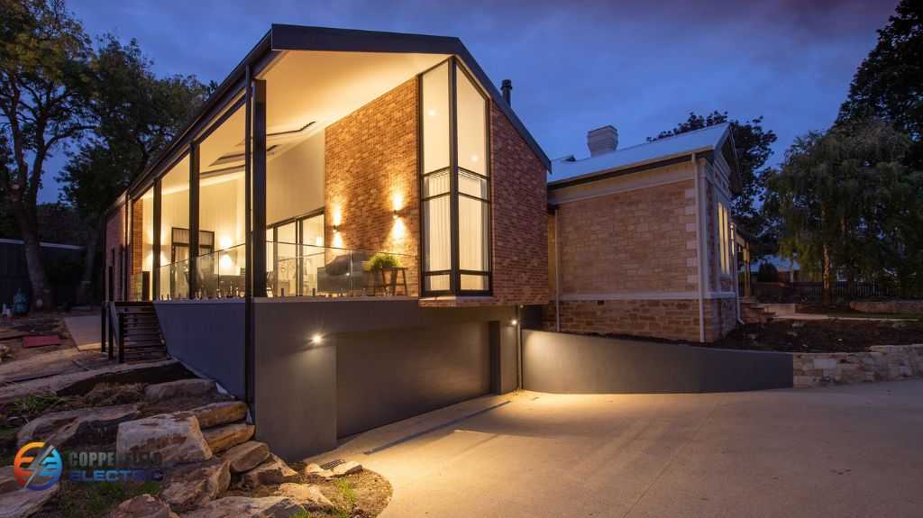 How to Choose the Right Outdoor Lighting for Your Home